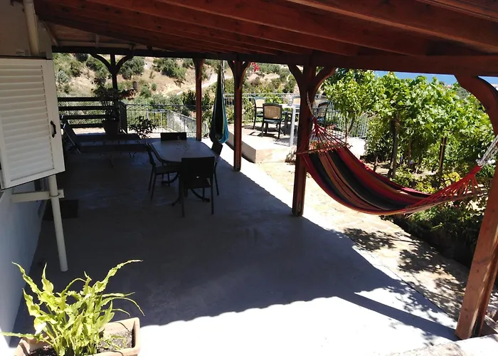 αγιά τριάδα * Koróni