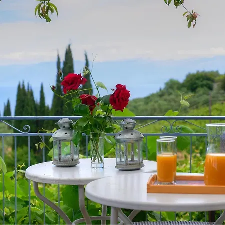 Agia Triada Nyaraló Koróni