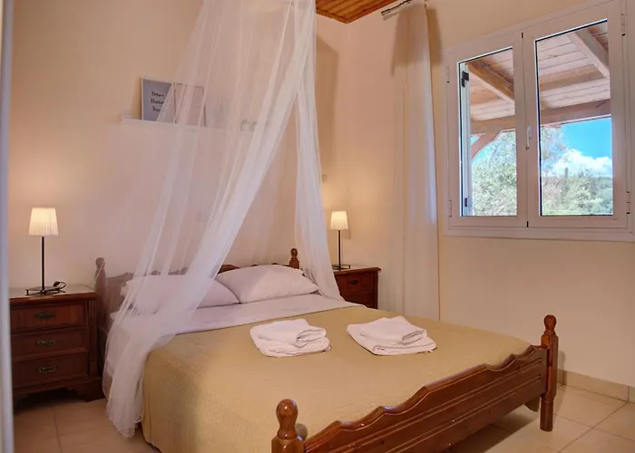 Agia Triada * Koroni (Messinia)